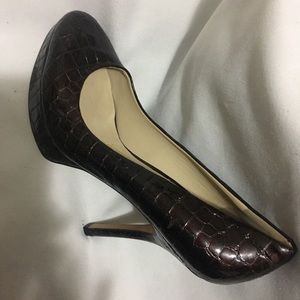 Joan & David Brown High Heels Size 11